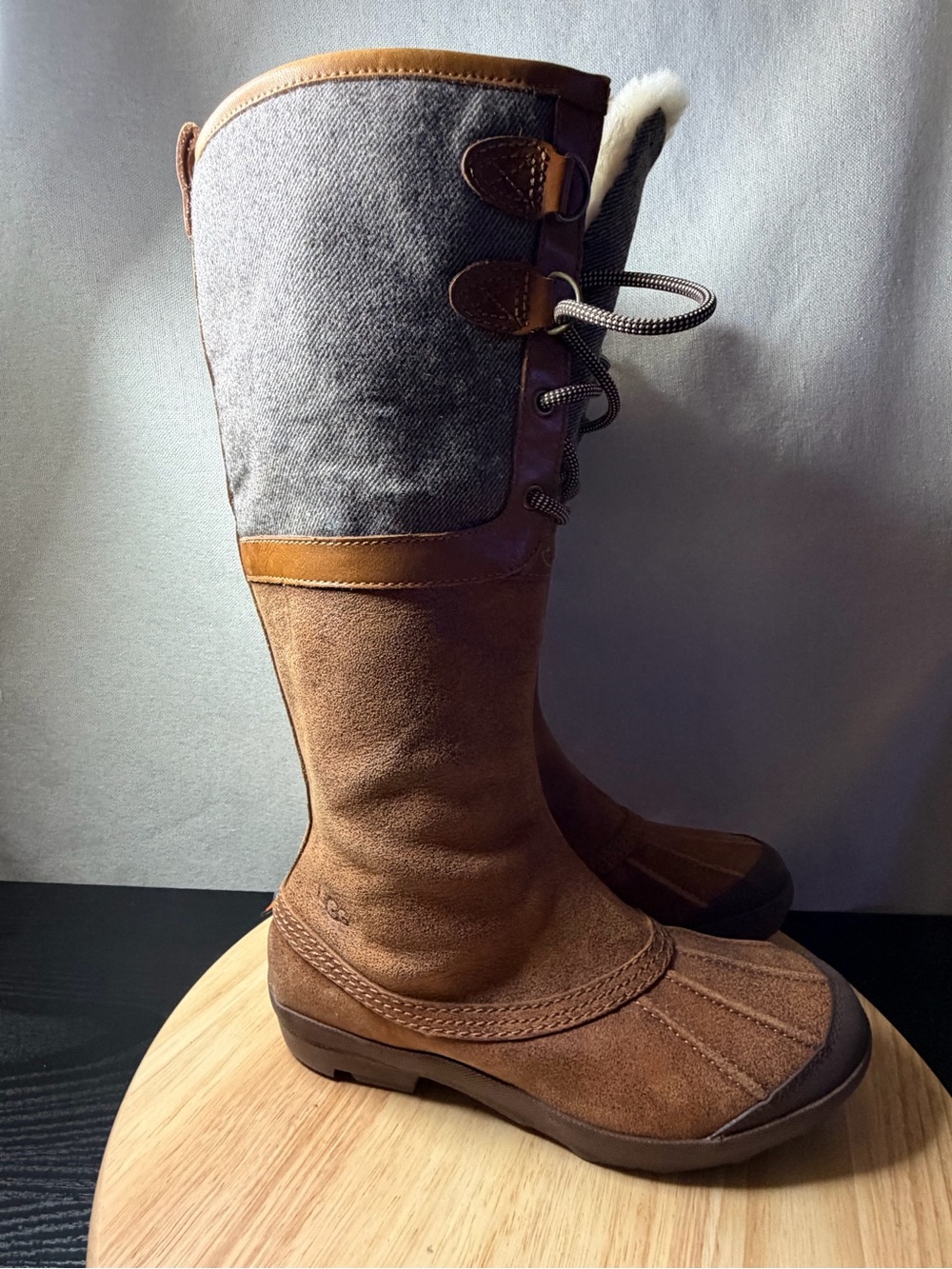 Ugg women’s Belcloud Chestnut boots